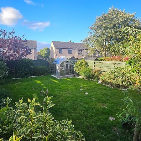 Lovely 3-Bedroom House Near Ari And City Centre Aberdeen Exterior foto